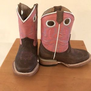 Rocking Leather  size 8.5. Toddler girls.
